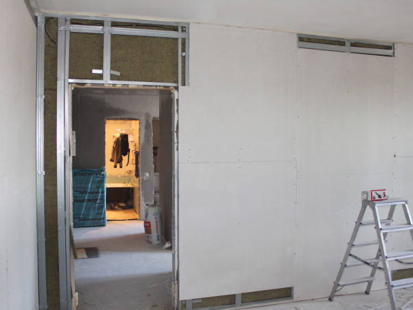 Фотогалерея решения Базовая шумоизоляция стены