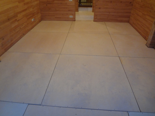 Фотогалерея решения Пол на лагах